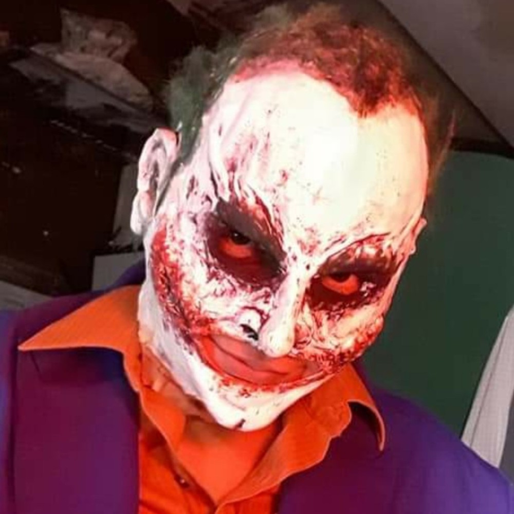 Meet your Posher, Cynthia